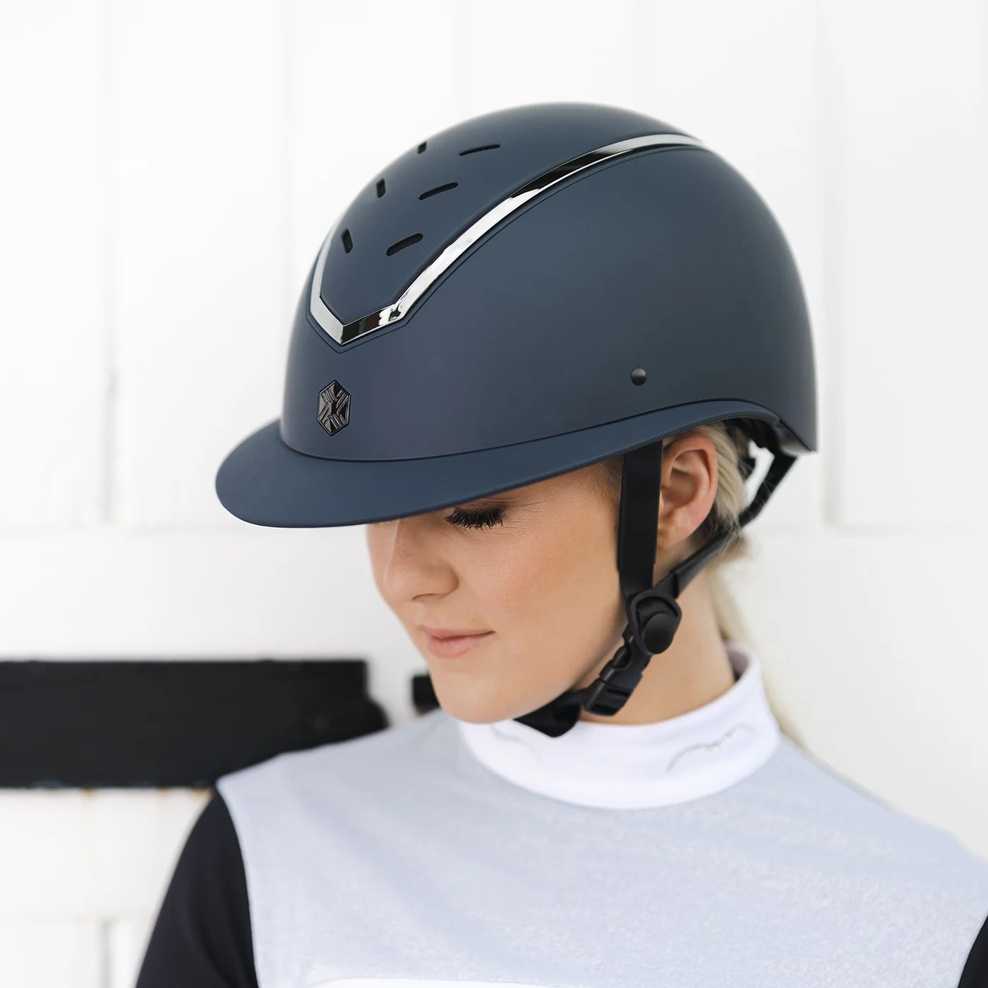 Charles Owen Kylo Wide Brim Helmet - Image 4