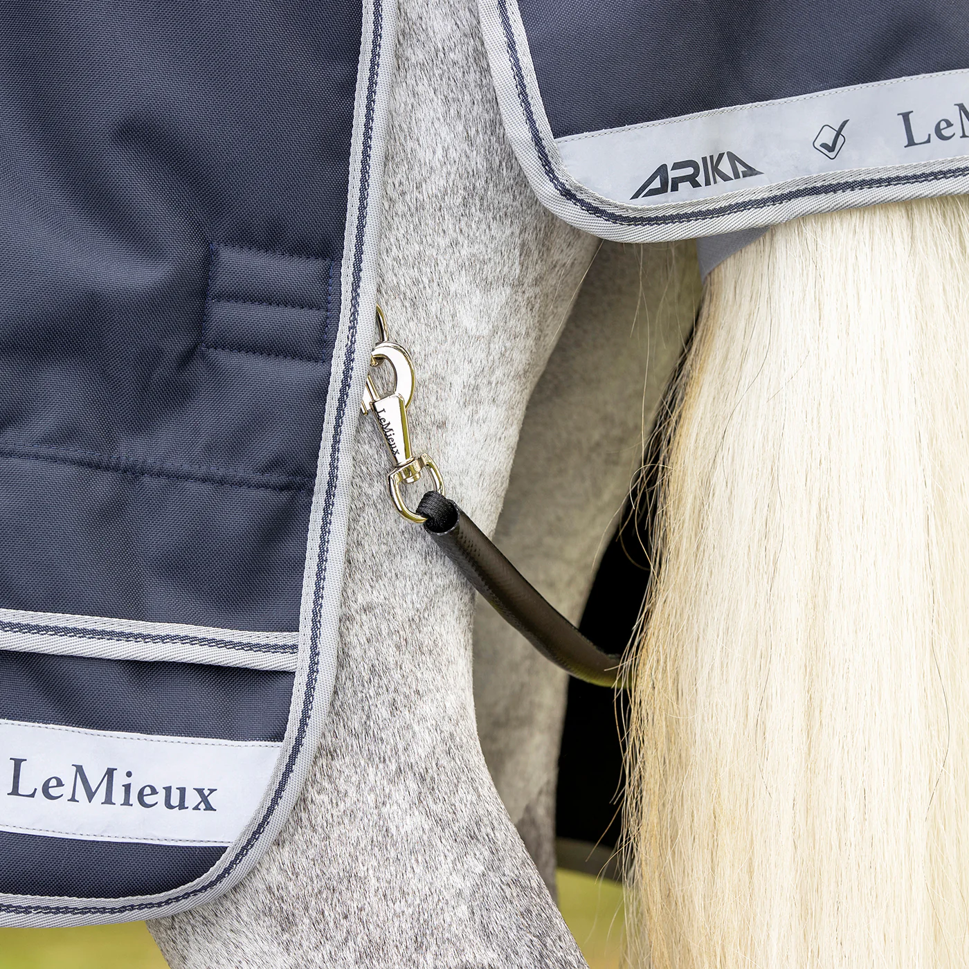 LeMieux Arika Featherweight Rainsheet 0 g - Image 13