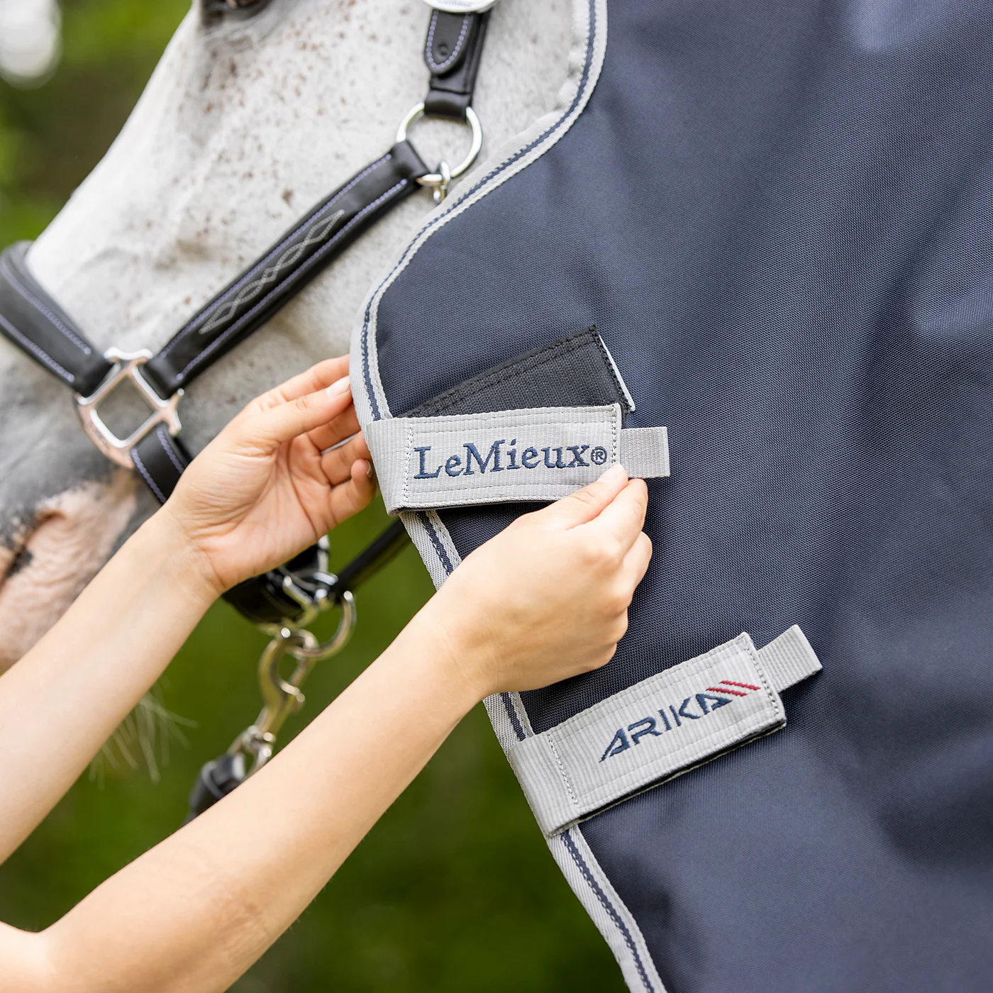 LeMieux Arika Featherweight Rainsheet 0 g - Image 15