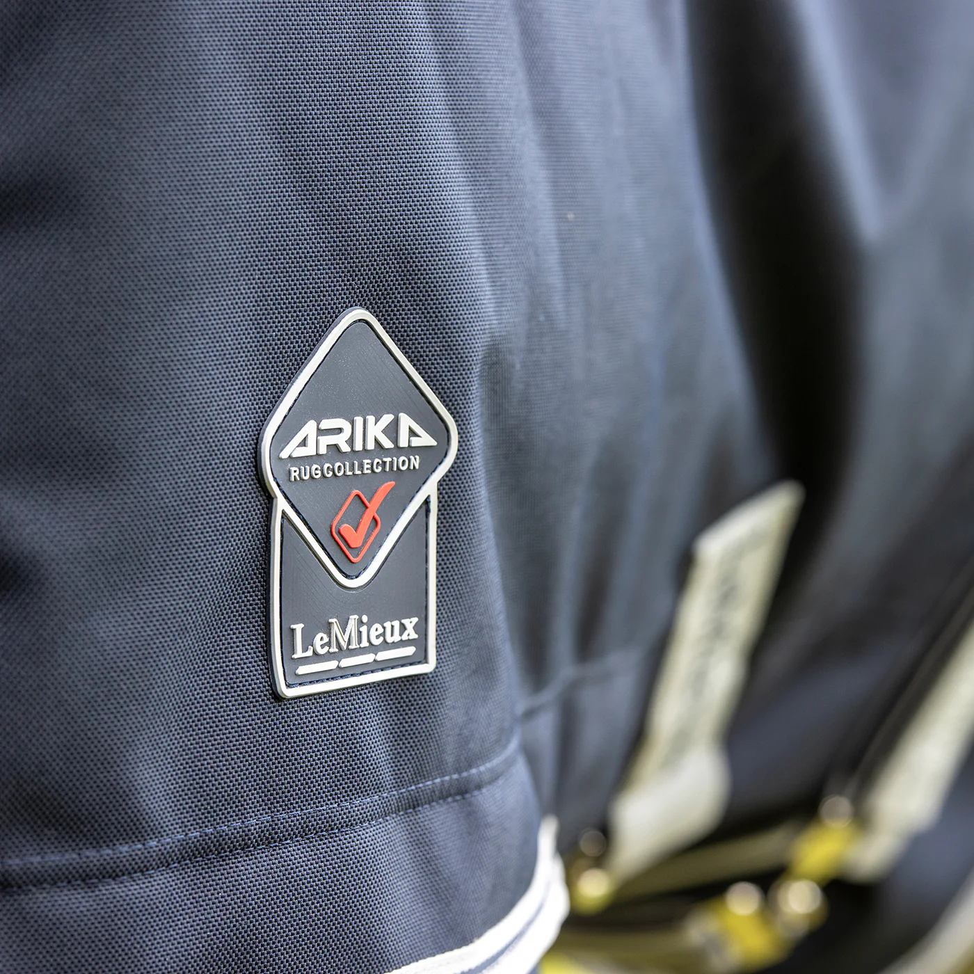LeMieux Arika Featherweight Rainsheet 0 g - Image 9