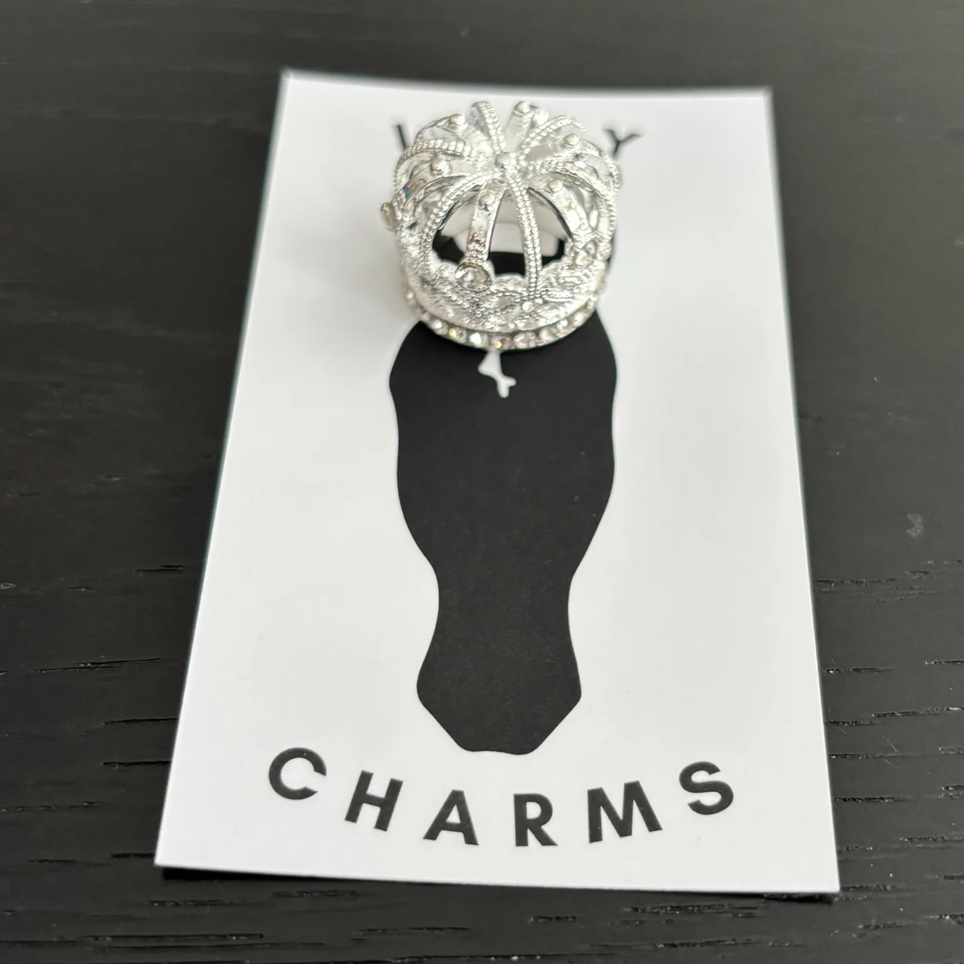 Luxy Charm Dome Forelock Crown - Image 3