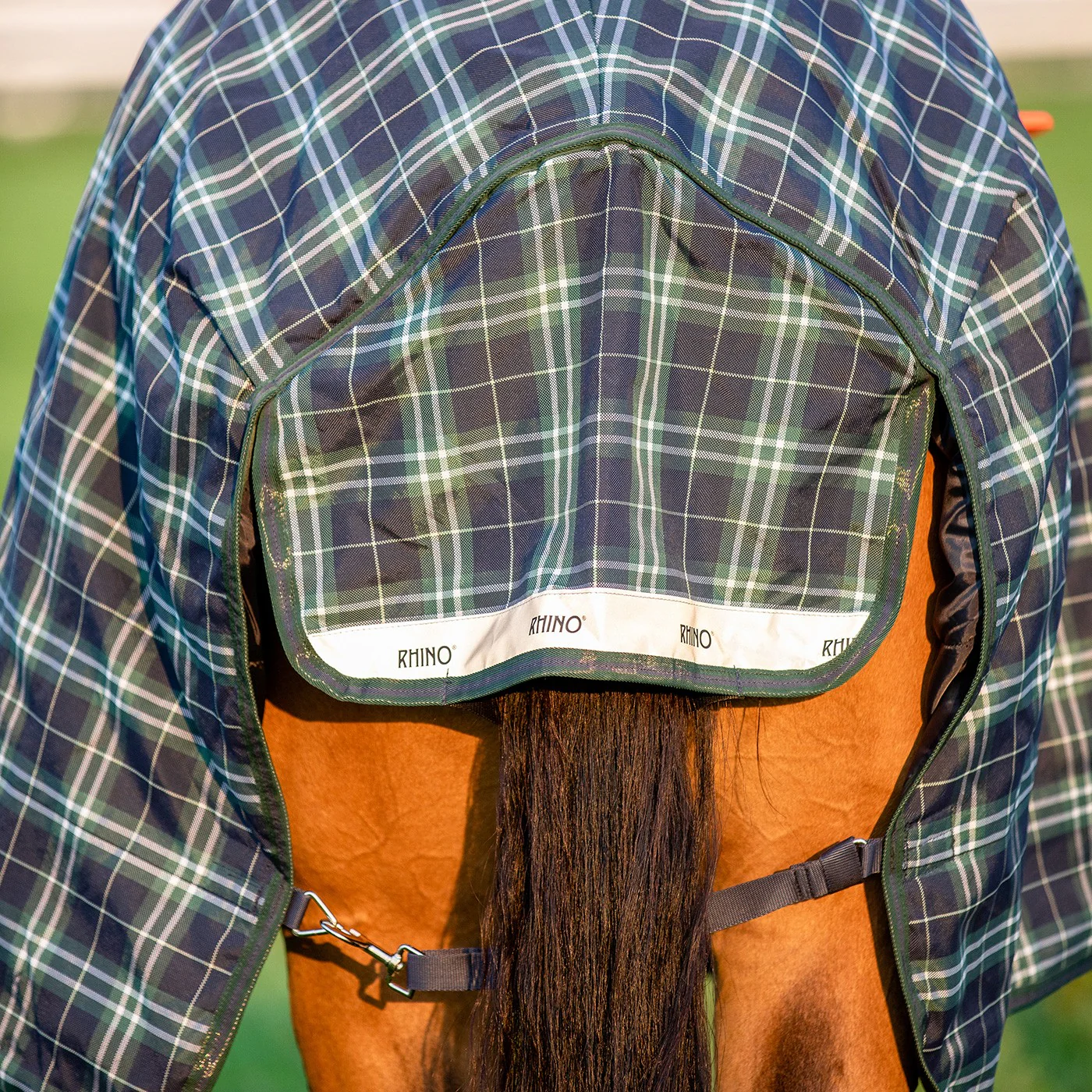 Rhino Wug Medium Vari-Layer Turnout Blanket 250 g - Image 5