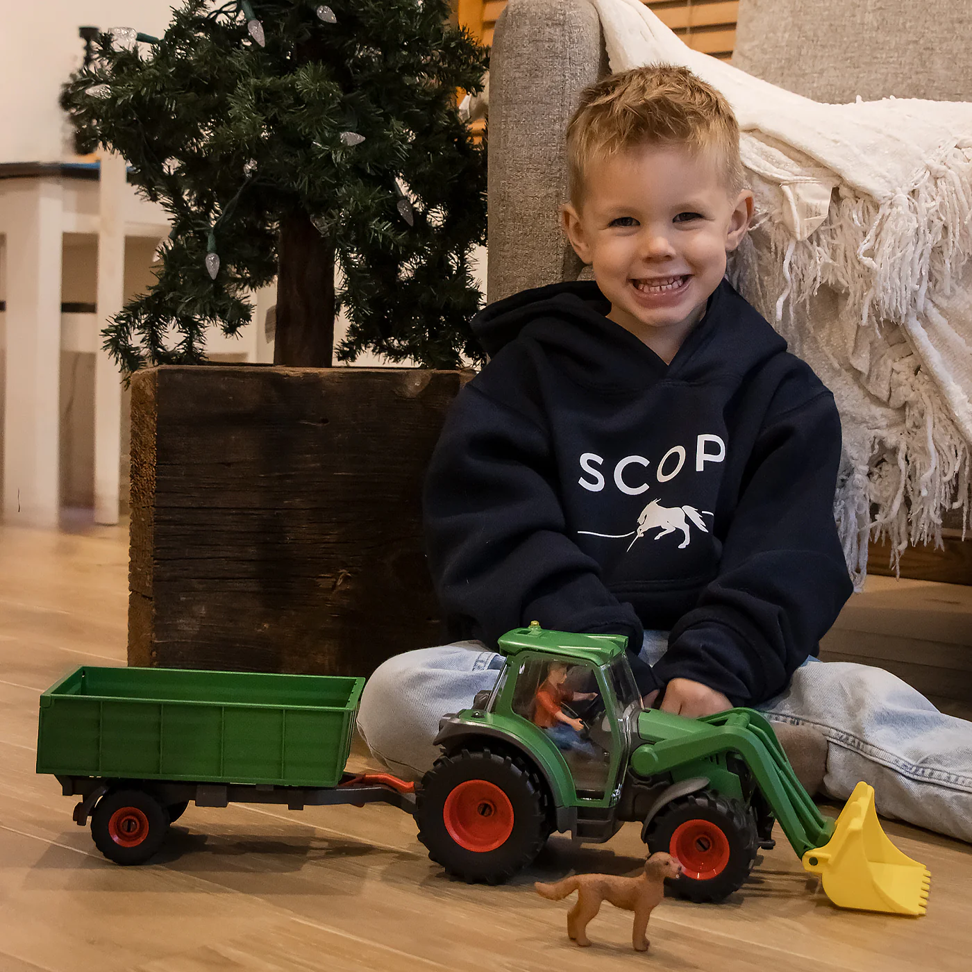 Schleich Farm World Tractor W/ Trailer - Image 7