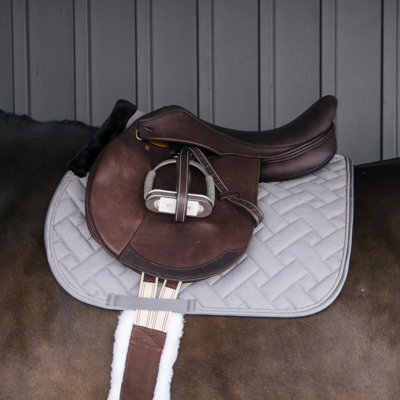Shedrow Icon Saddle Pad - Image 2