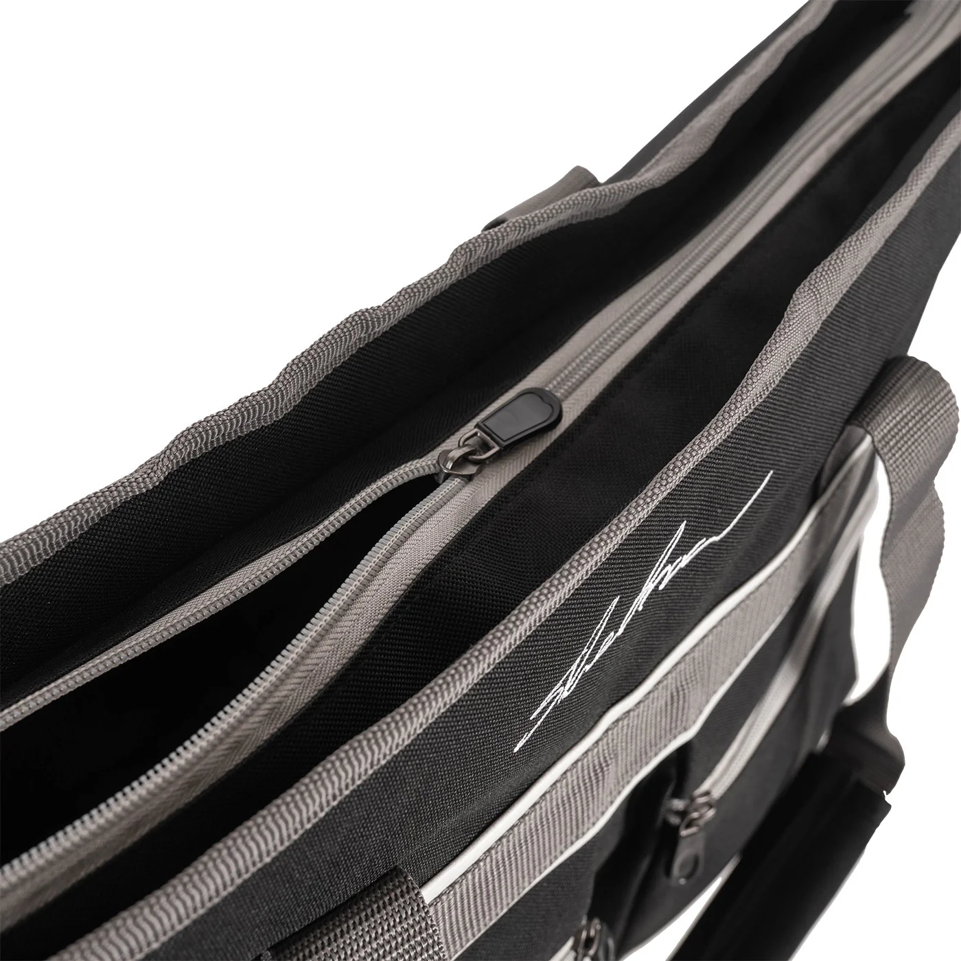 Shedrow Signature Tote - Image 5