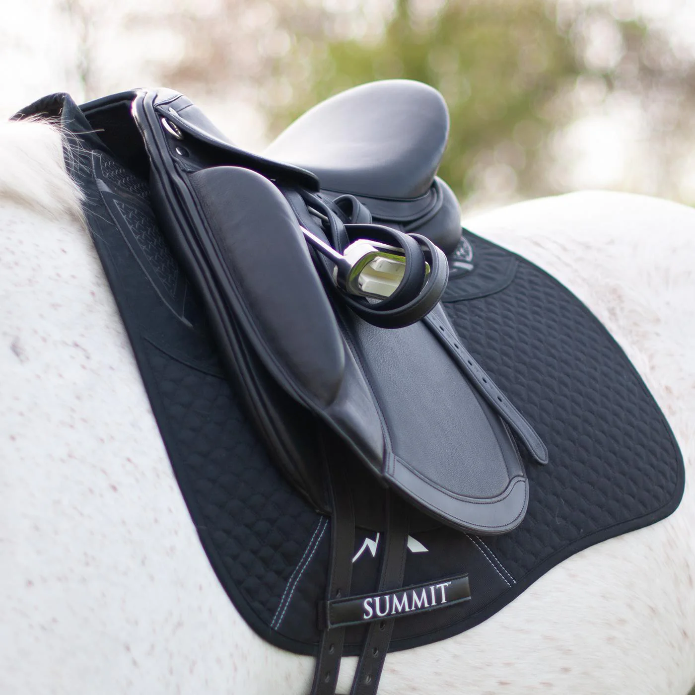 Summit Pro Grip Dressage Saddle Pad - Image 2